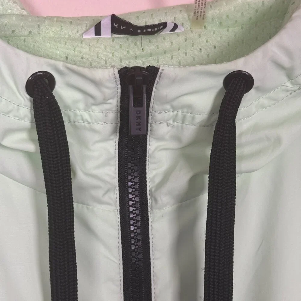 DKNY windbreaker hoodie Medium - Picture 3 of 8